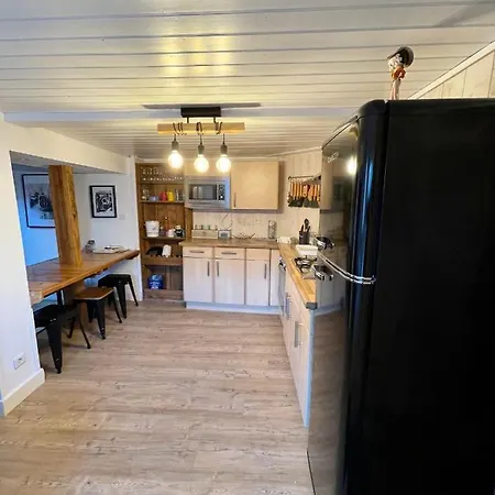 Typique maison de pêcheur à deux pas de la plage *